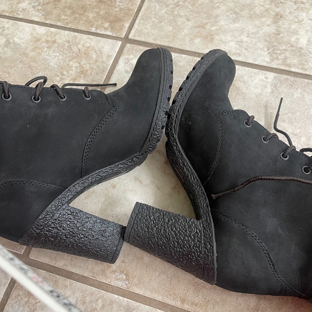 Timberland tillston Black Nubuck Leather Lace Up Block Heel Boots Womens 6.5 - Picture 10 of 10